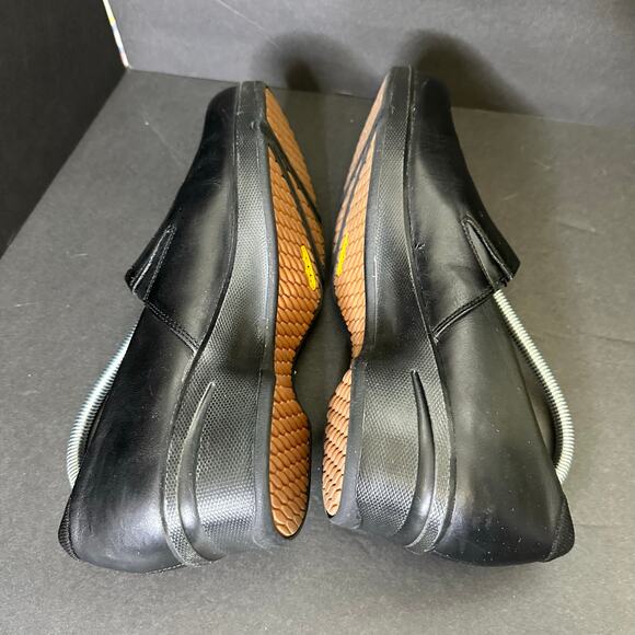 Keen size 10 Mora Clog Leather Comfort Slip On Shoes Black - Picture 9 of 12